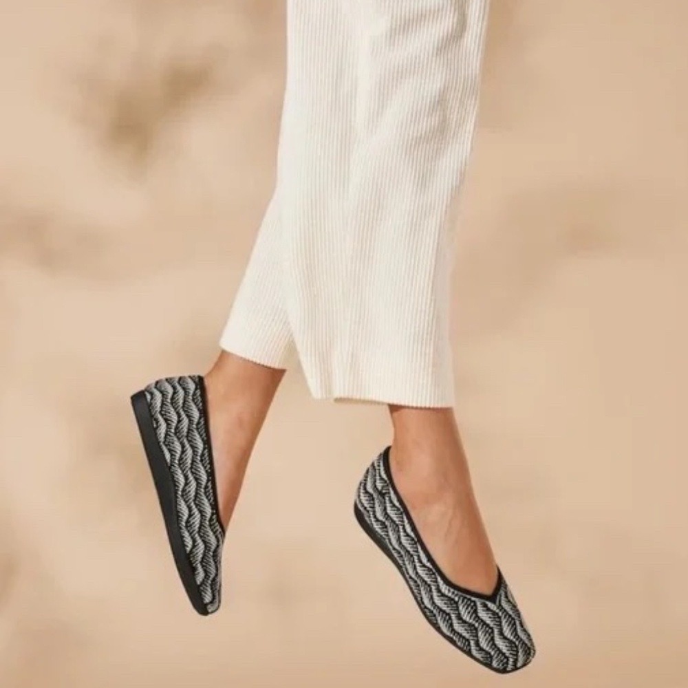 VIVAIA Margot Walker Black White Knit Square Toe Flats EU/41 US/9.5